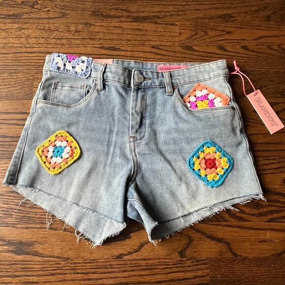 New Blank NYC Crochet Girl's Cut Off Jean Denim Shorts- 14 - Picture 1 of 6